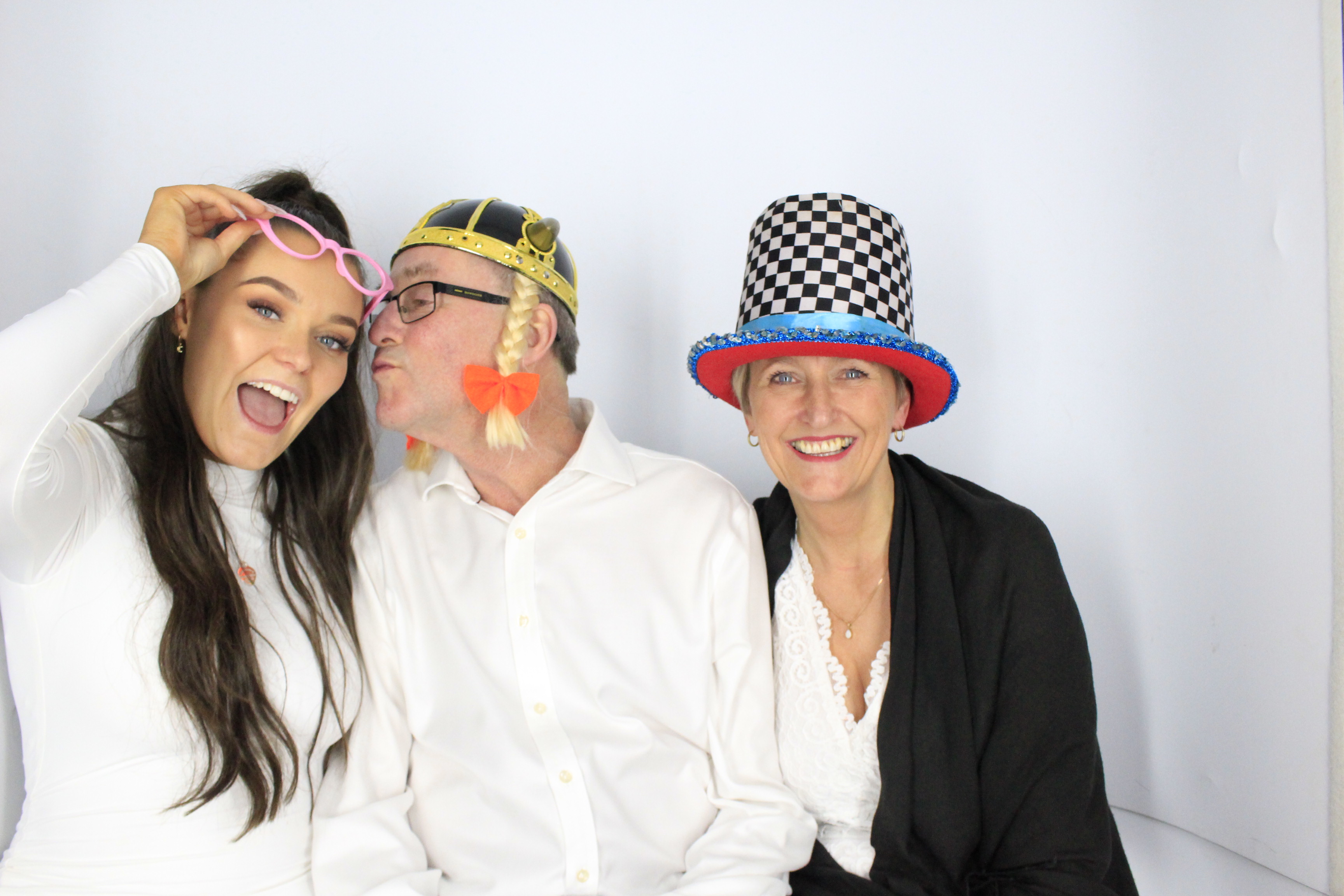 Issy & Alice's 18th Birthday Party | View more photos from the event at gallery.myphotoboothexperience.co.uk/u/MyPhotoBoothExperienceLtd/Issy-Alices-18th-Birthday-Party